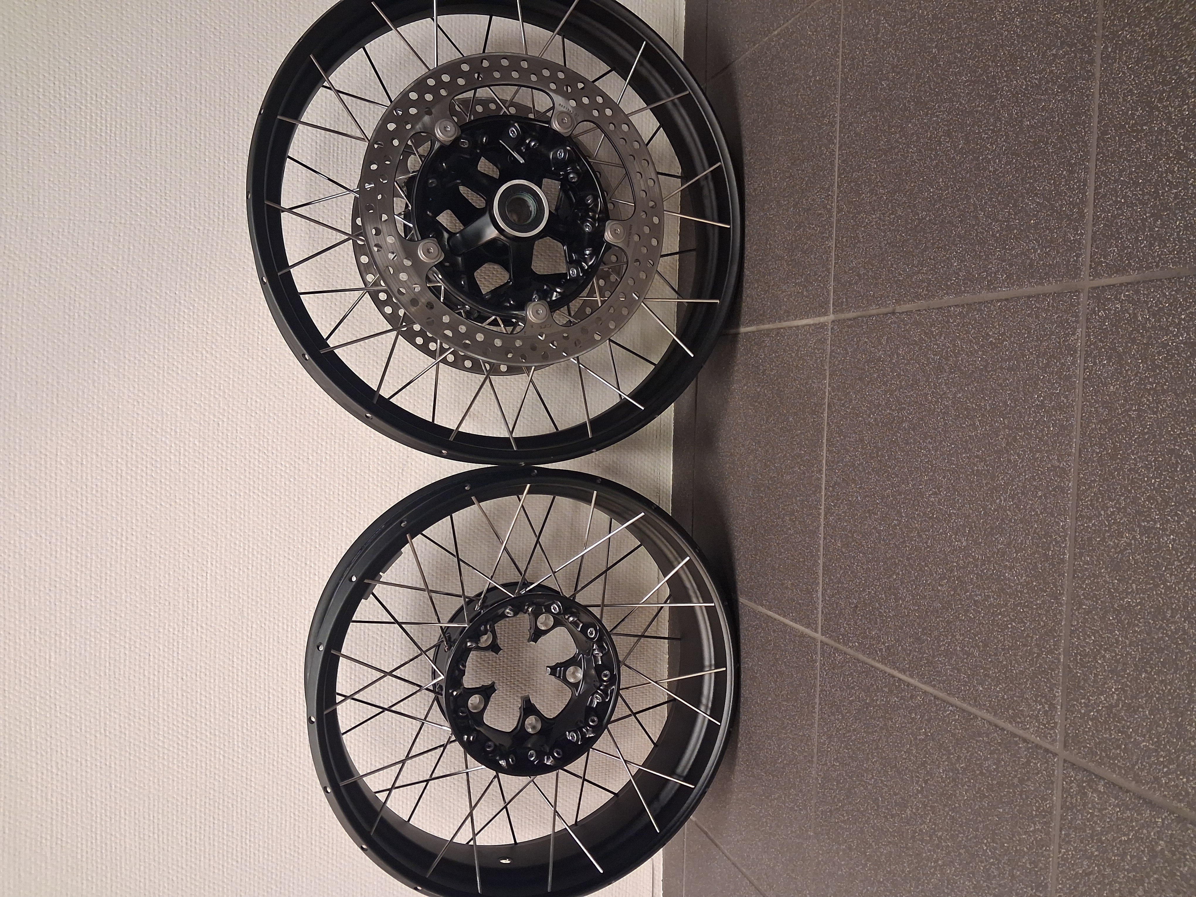 Nya ekerfälgar BMW R1300GSA